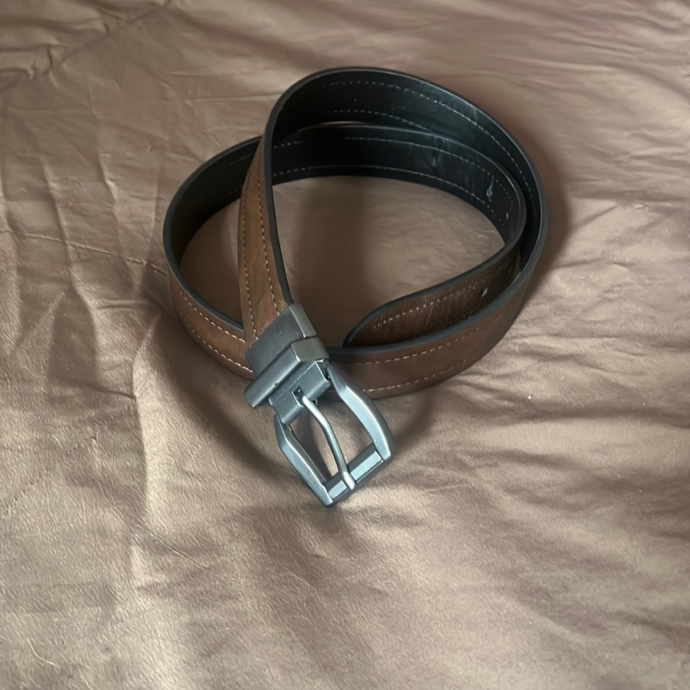 Men’s classic leather belt